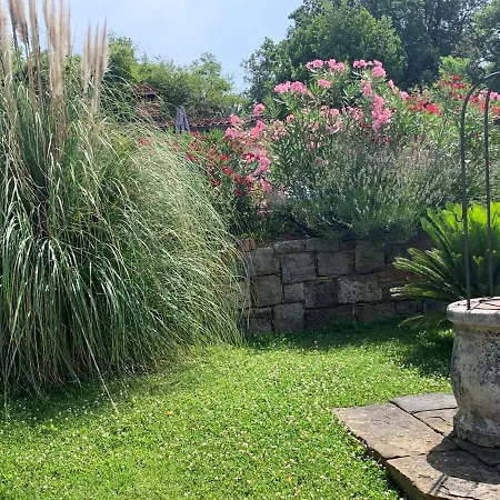 Villa Malini With Pool, Sauna And Fenced Garden Labin (Istria)