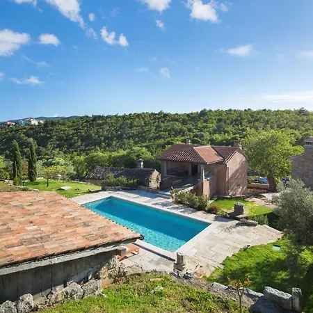 Malini With Pool, Sauna And Fenced Garden *