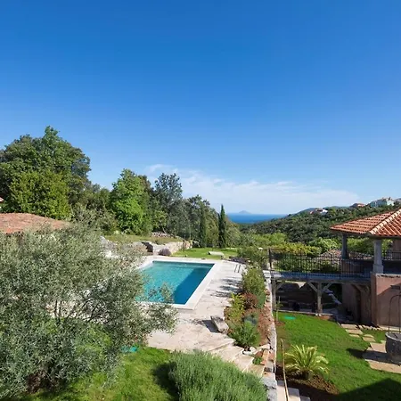 Malini With Pool, Sauna And Fenced Garden * Labin (Istria)