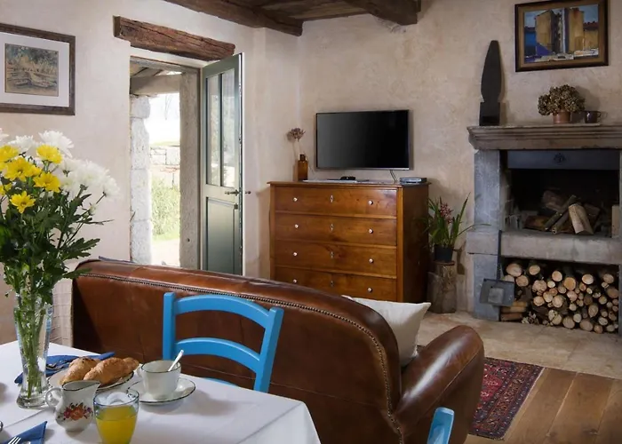 Malini With Pool, Sauna And Fenced Garden Villa