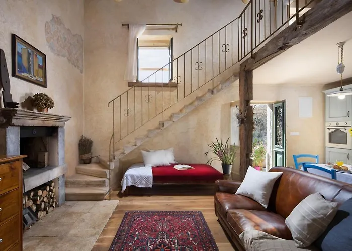 Malini With Pool, Sauna And Fenced Garden