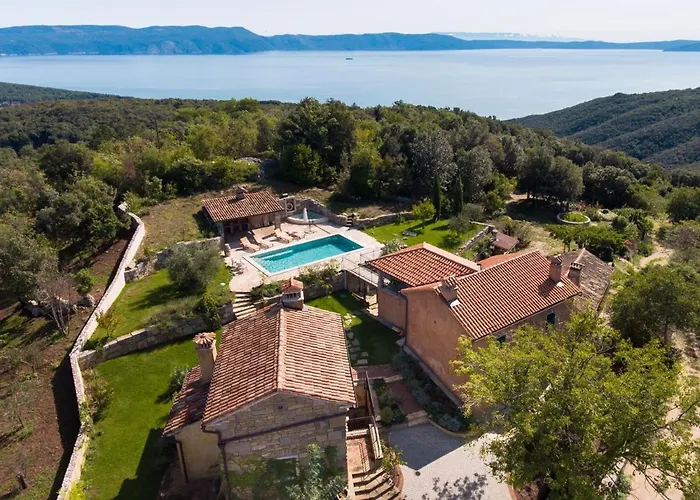 Malini With Pool, Sauna And Fenced Garden Labin (Istria)