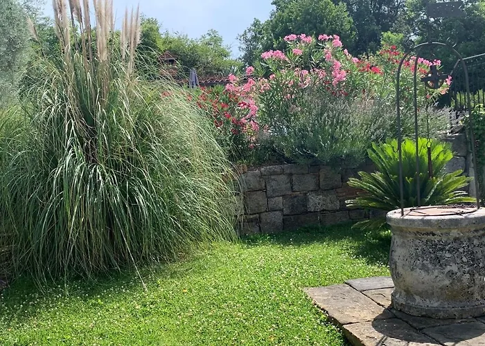 Villa Malini With Pool, Sauna And Fenced Garden Labin (Istria)