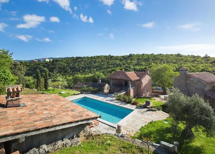 Malini With Pool, Sauna And Fenced Garden *