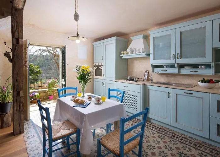 Villa Malini With Pool, Sauna And Fenced Garden Labin (Istria)